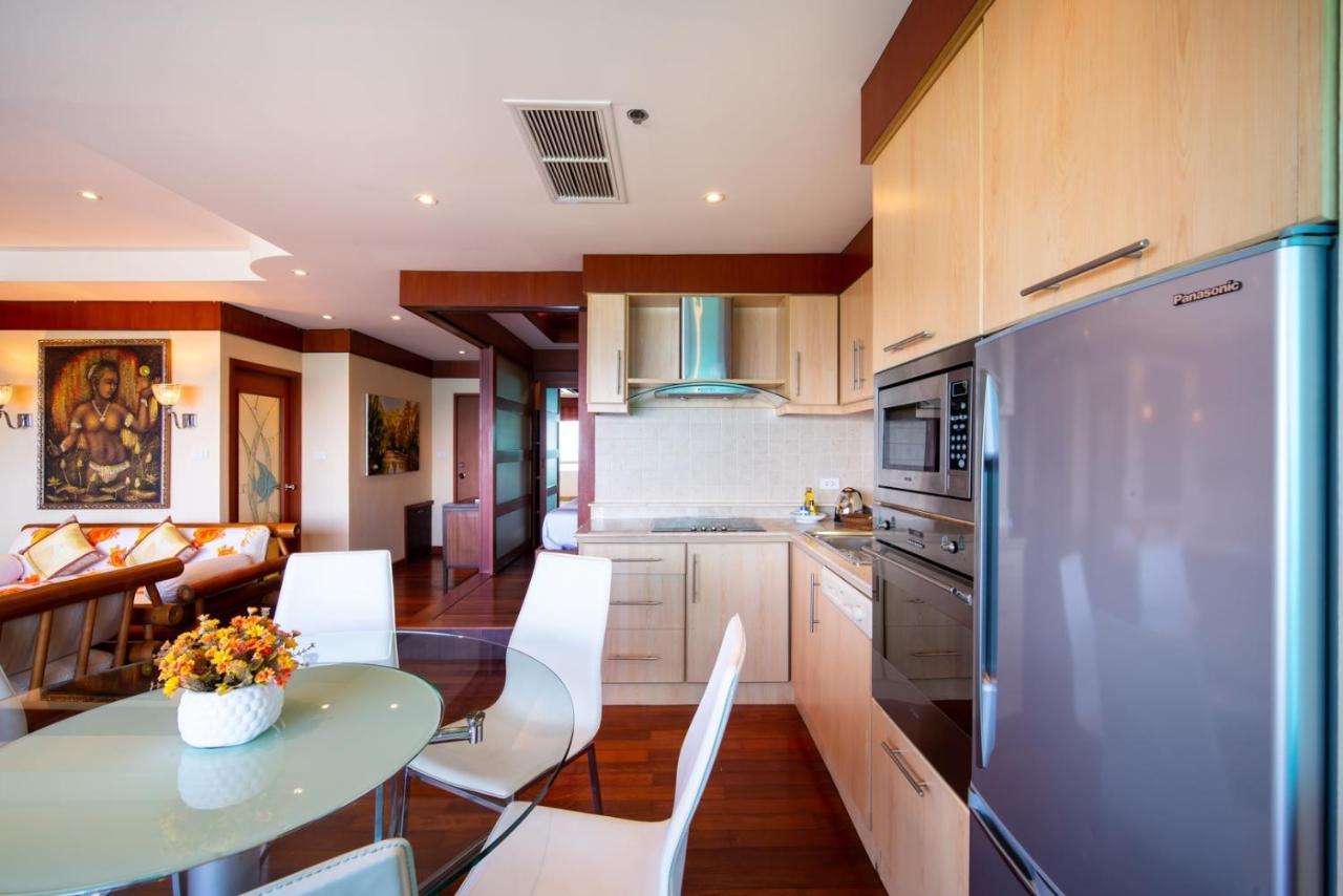 Patong Tower Beach Apartment By Seesea Buitenkant foto