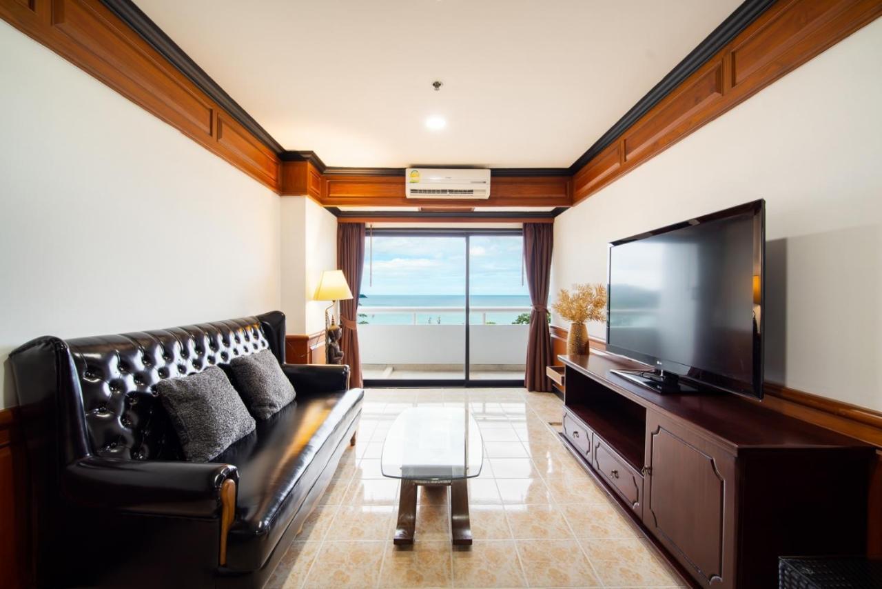 Patong Tower Beach Apartment By Seesea Buitenkant foto